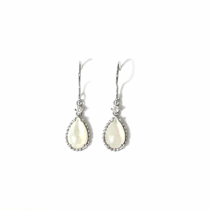 Pearl- Shell Glow Teardrop Earrings